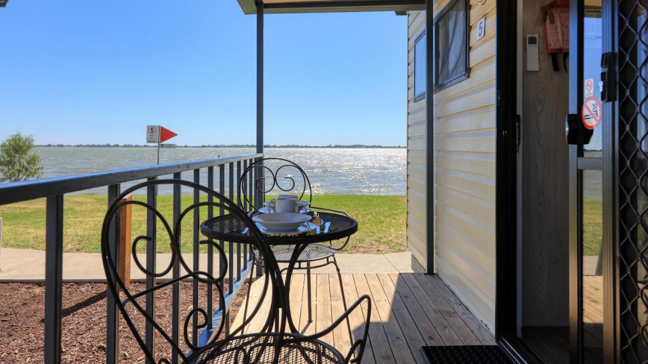 Lake Boga Caravan Park Екстериор снимка