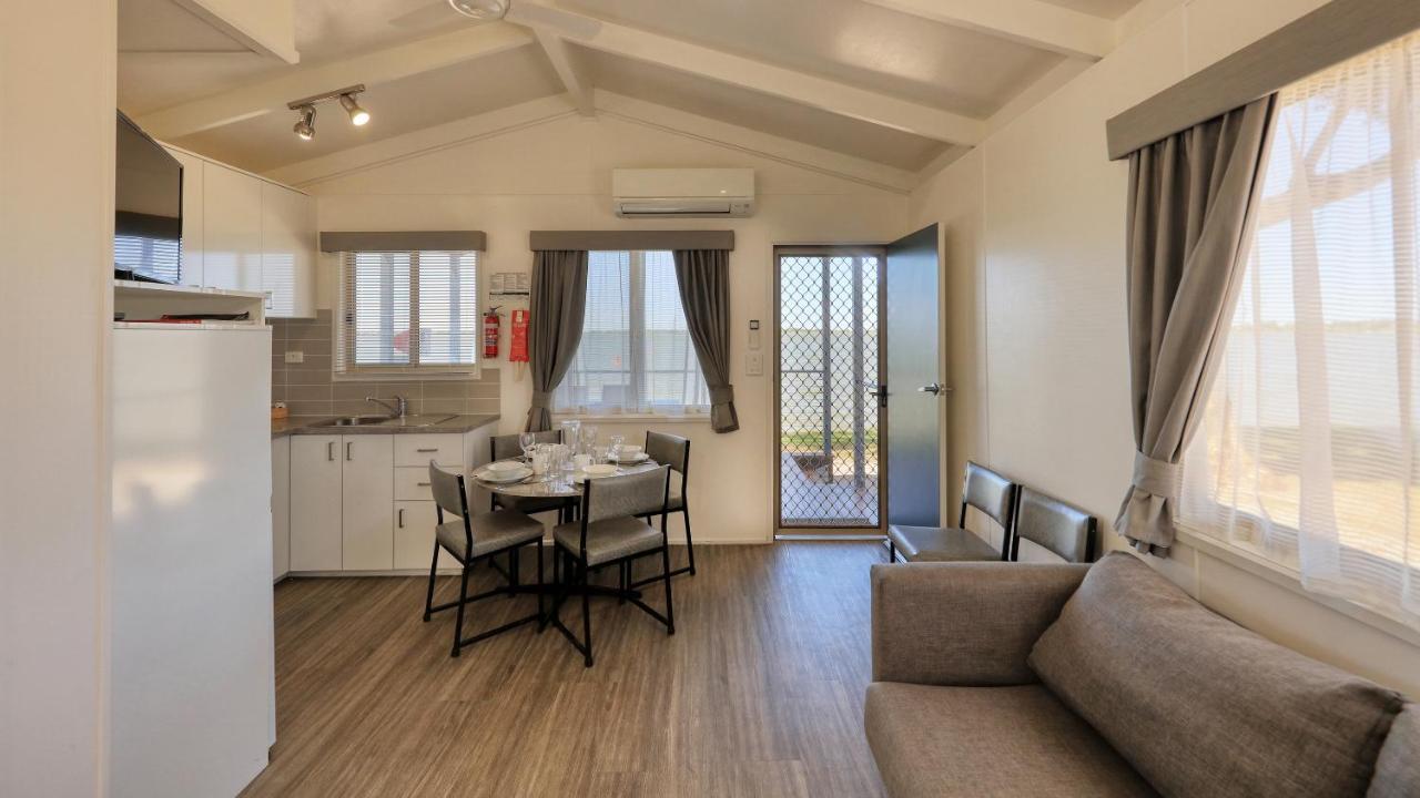 Lake Boga Caravan Park Екстериор снимка
