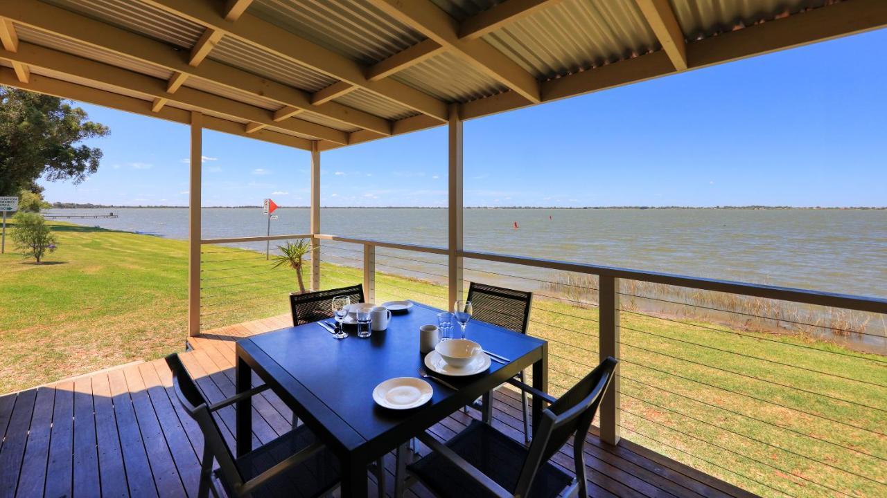 Lake Boga Caravan Park Екстериор снимка