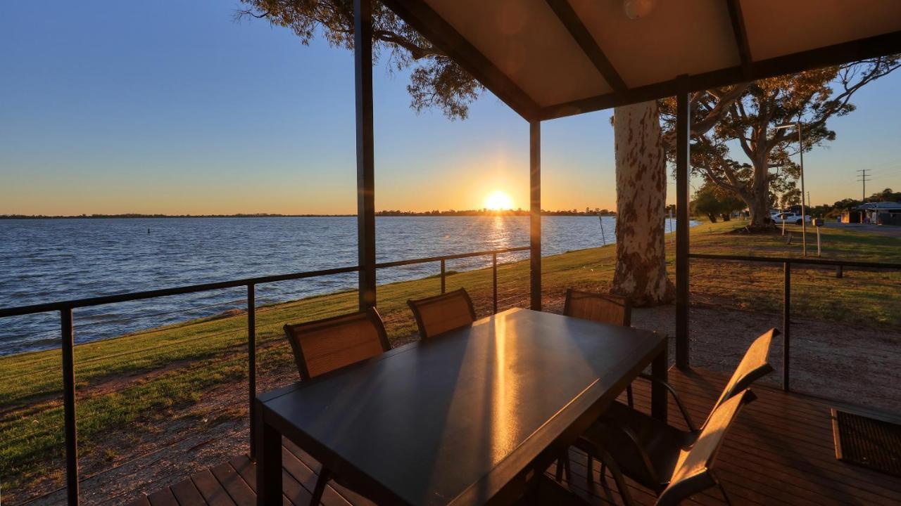 Lake Boga Caravan Park Екстериор снимка