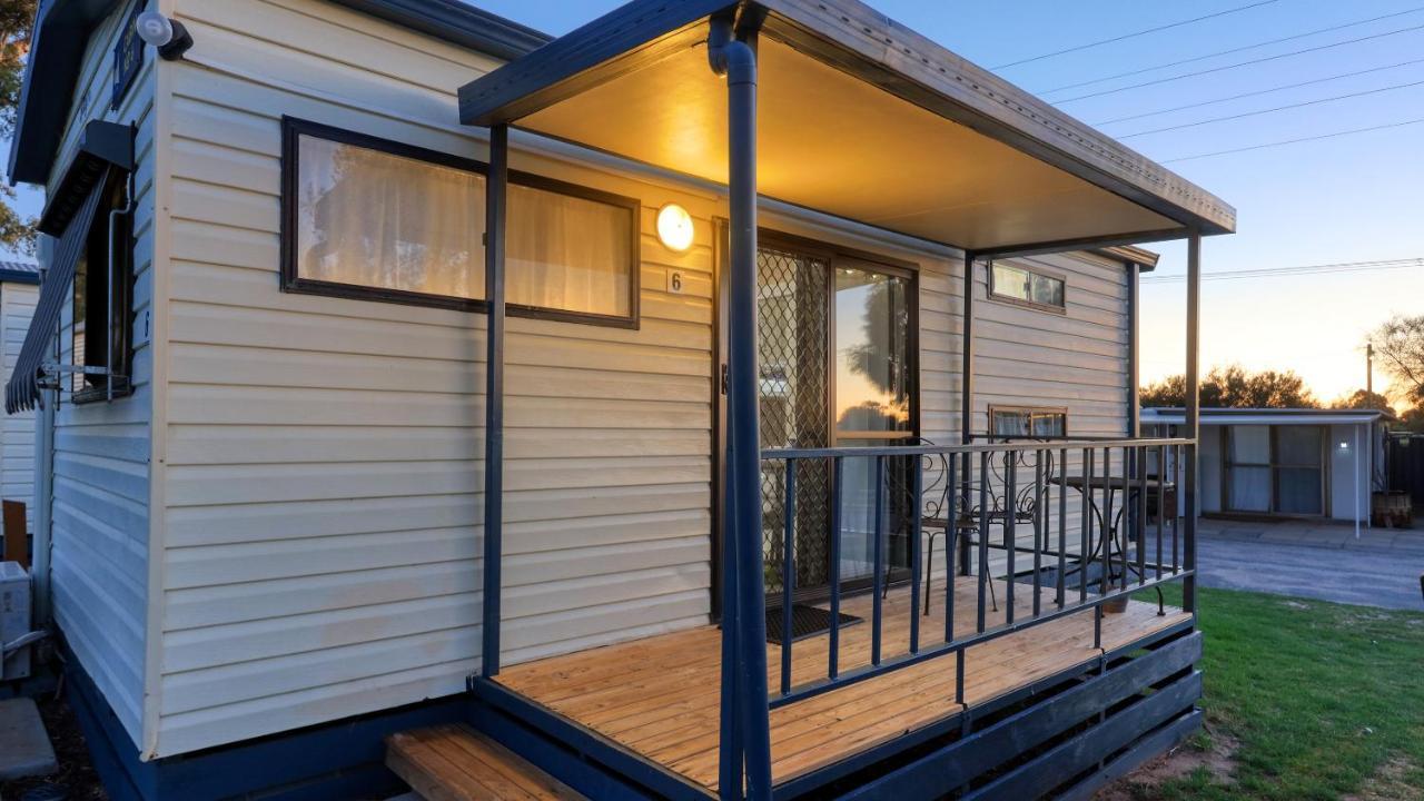 Lake Boga Caravan Park Екстериор снимка