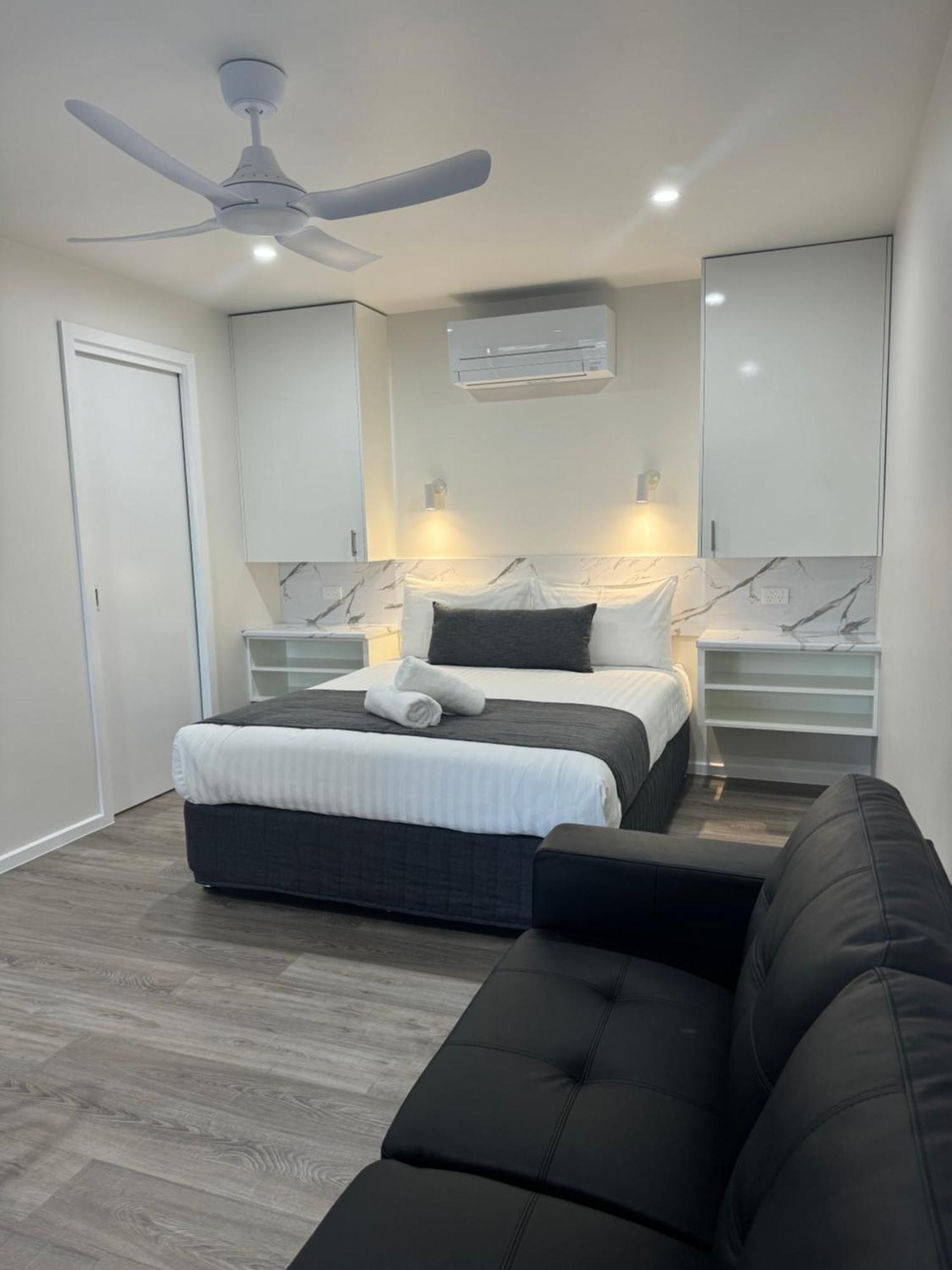 Lake Boga Caravan Park Екстериор снимка